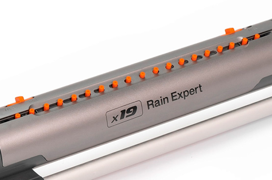 Улучшенные силиконовые форсунки легко очищаются от известкового налета и отложений одним движением пальца.